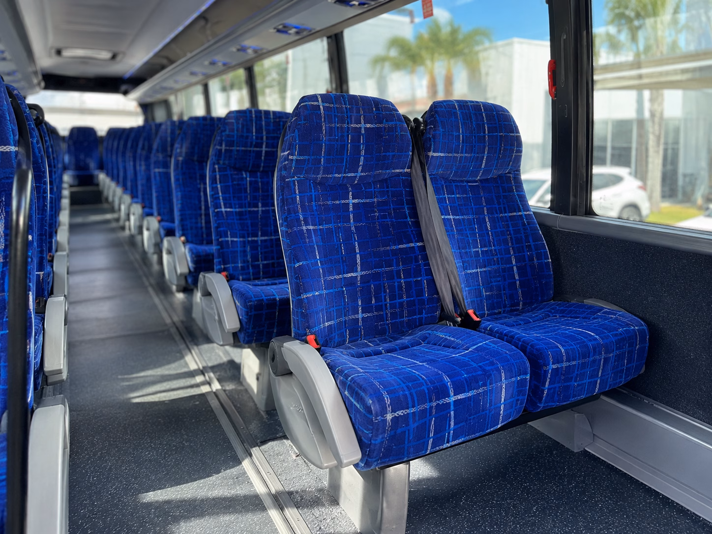 chattanooga charter buses for chattanooga classrooms and field trips