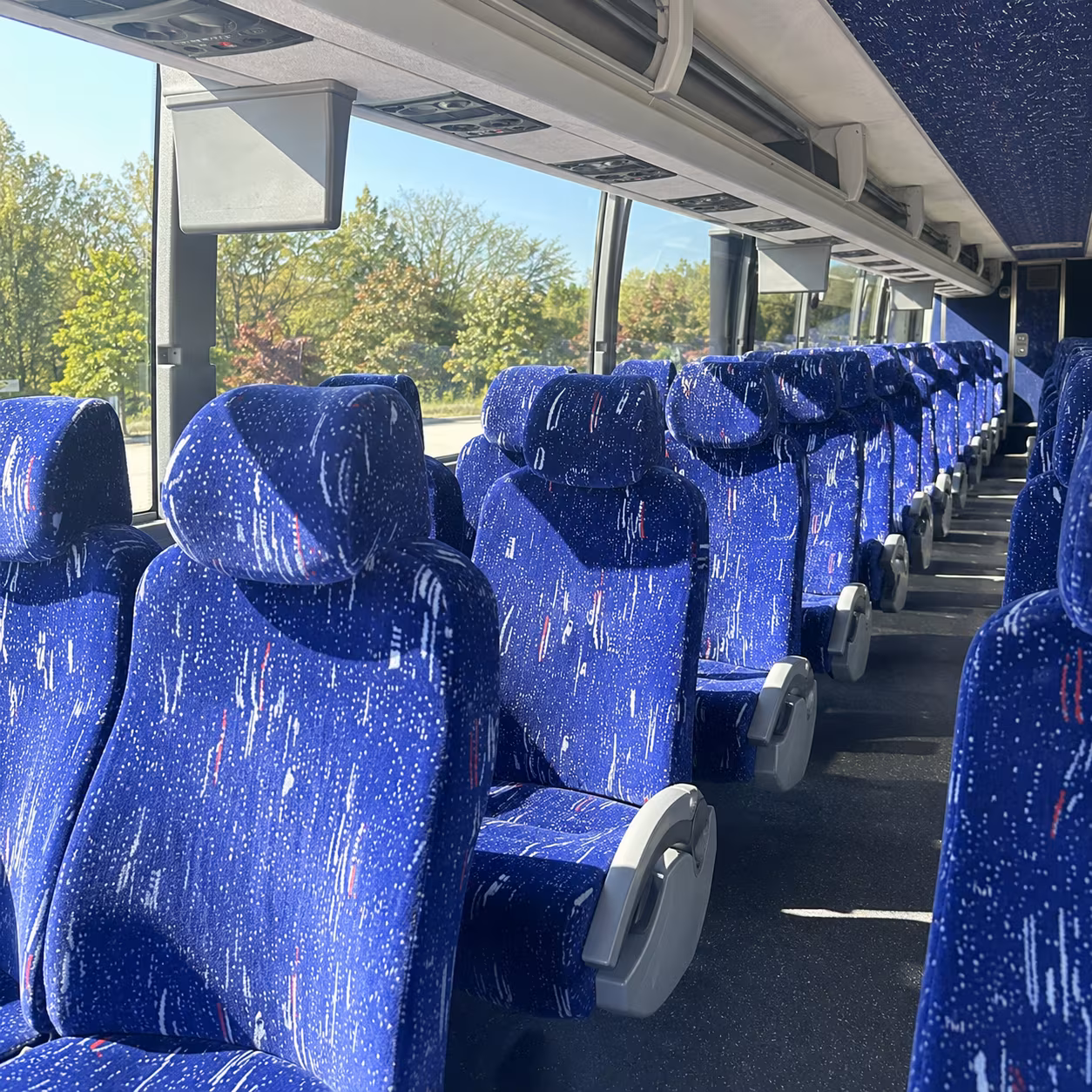 clarksville field trip charter buses with room for the whole class