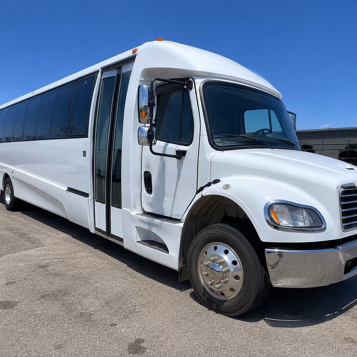 how starting location and deadhead miles affect charter bus rates in johnson city