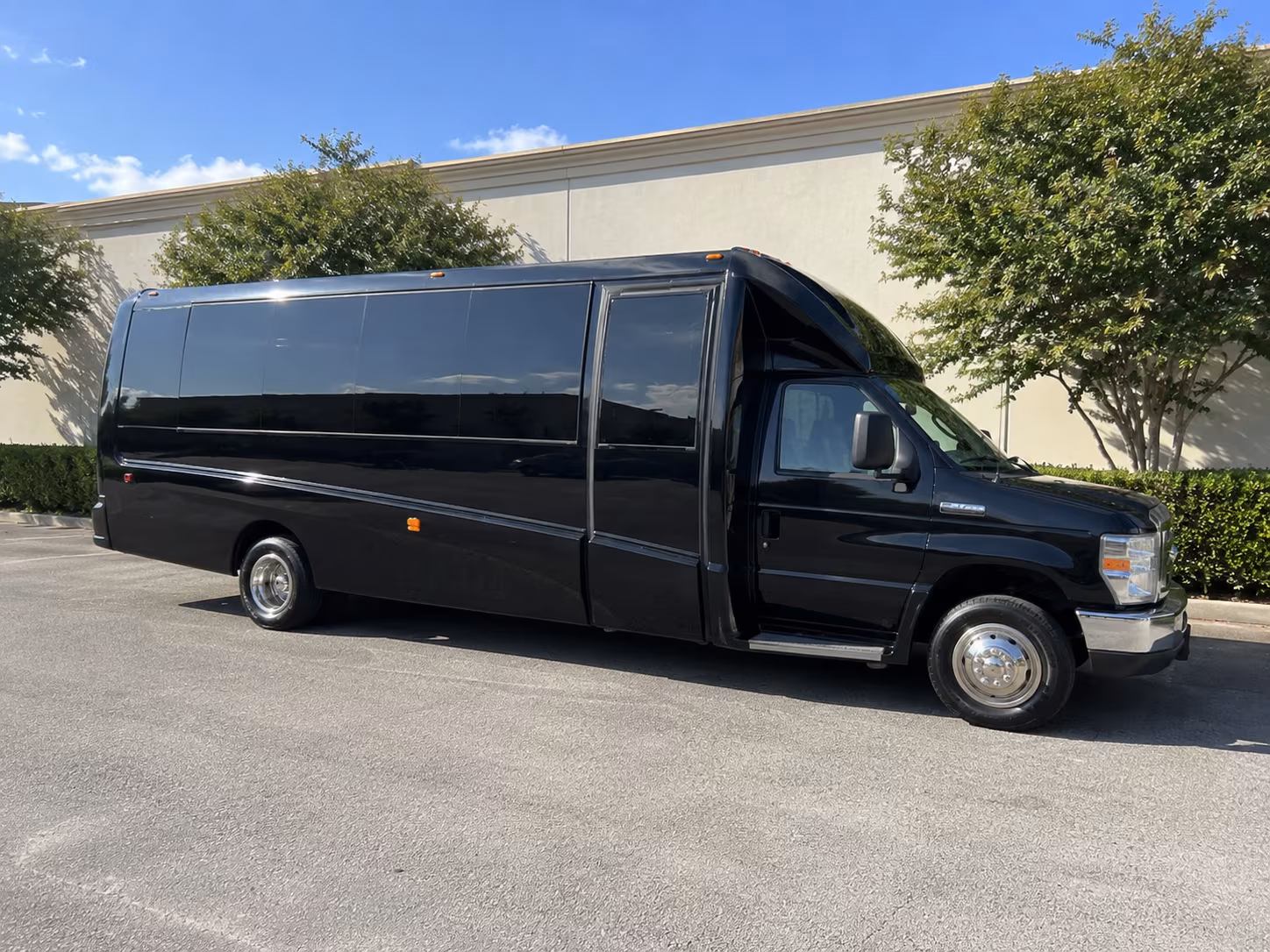 johnson city concert party bus rental