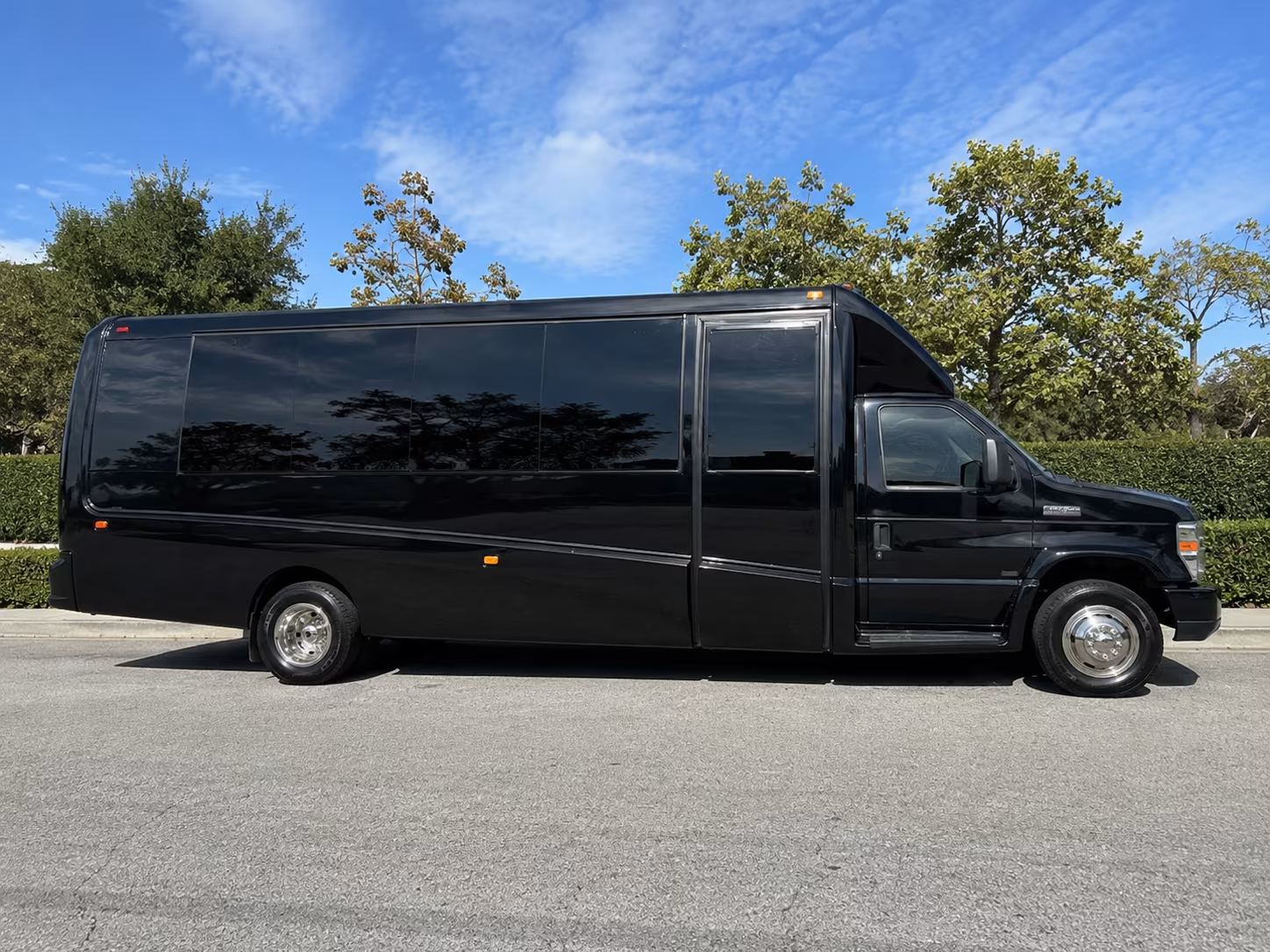 johnsoncitycharterbuscompany com makes johnson city corporate transportation easier than ever
