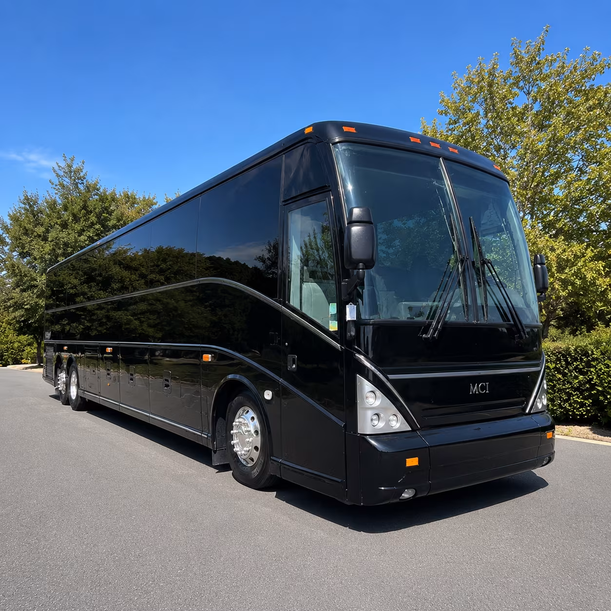 knoxville get your employees to work on time with a knoxville charter bus
