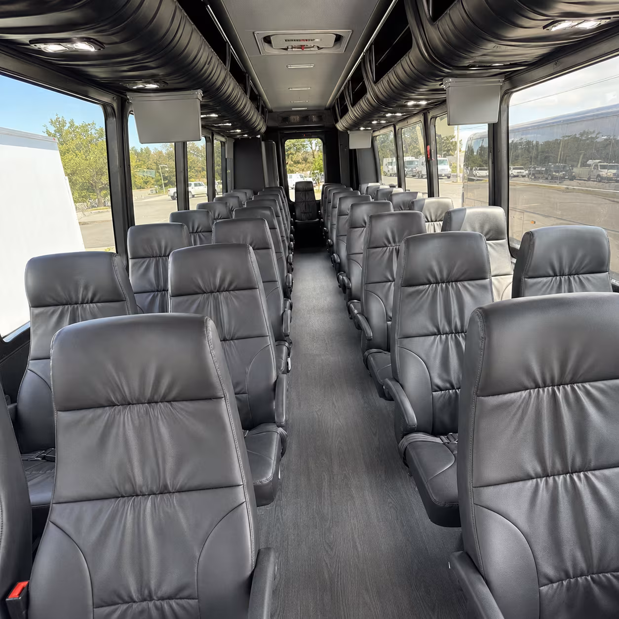 knoxville school group trip bus rentals in knoxville