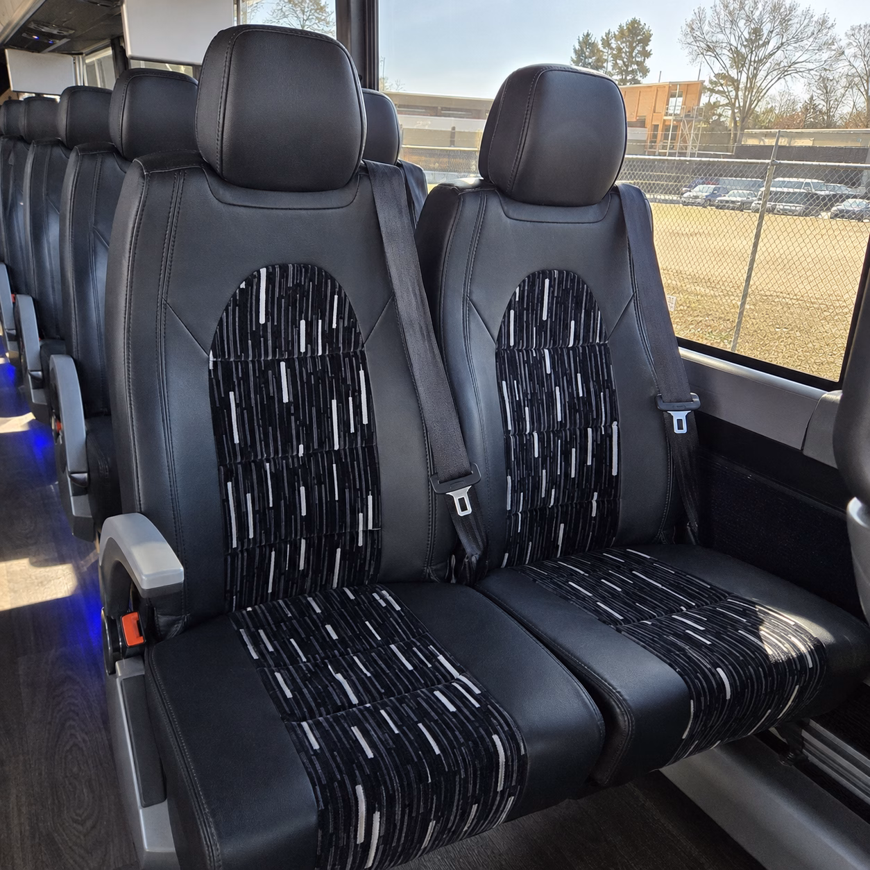 nashville organize a nashville corporate event with a charter bus