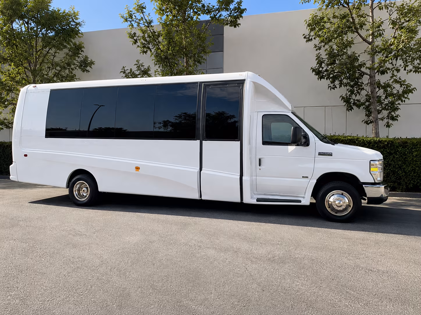 skip the traffic on north roan street and i 26 let your bus handle it